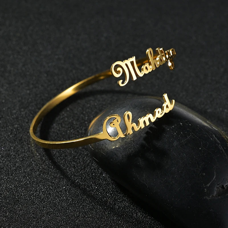 Brazalete Personalizado con Nombre | Acero Inoxidable Premium