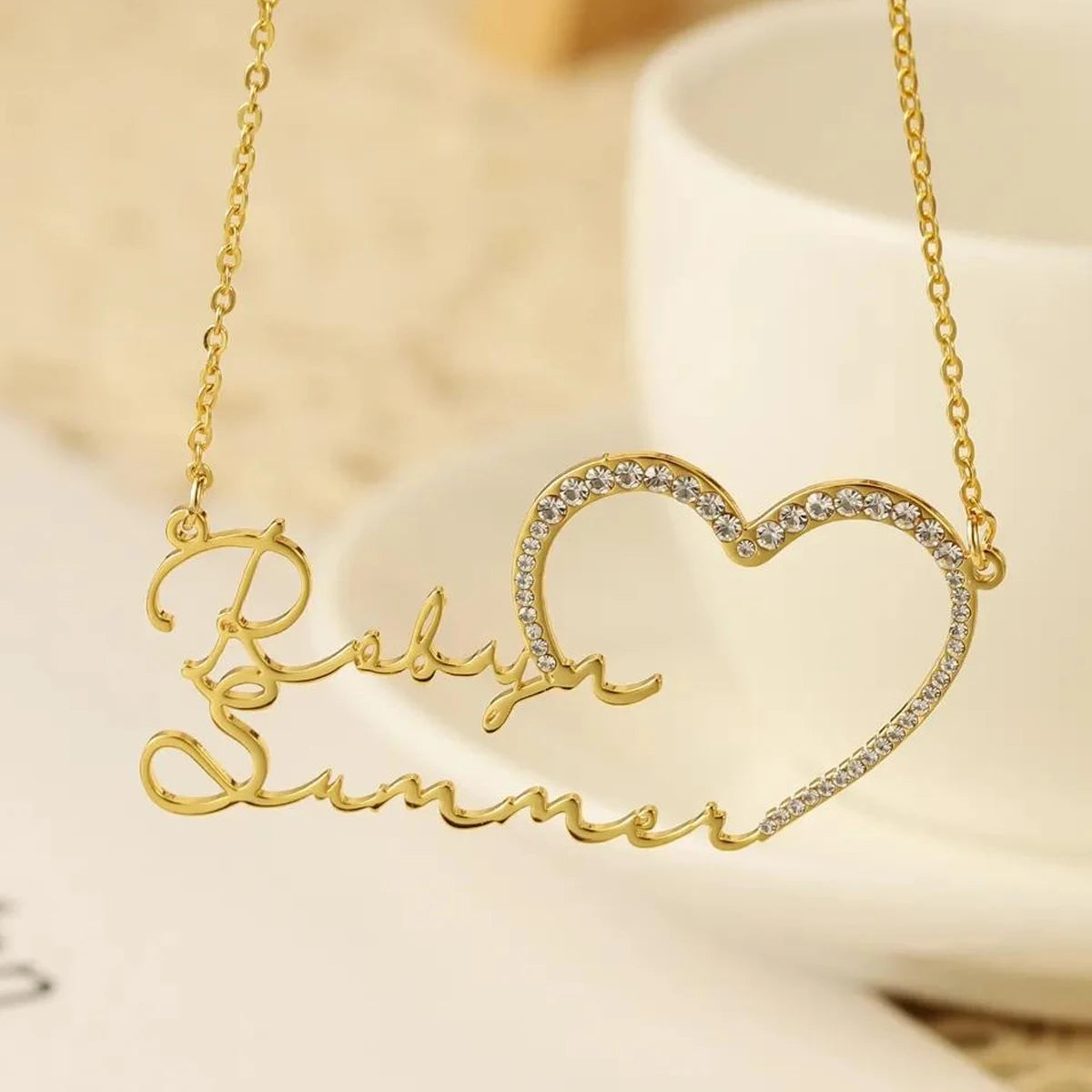 Collar Personalizado con Nombre y Corazón - Acero Inoxidable Premium
